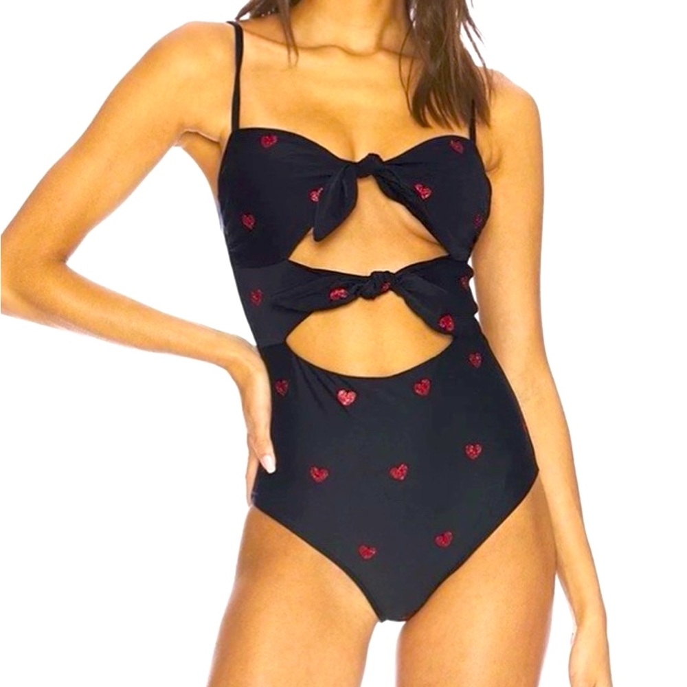 NWOT beach riot heart one piece